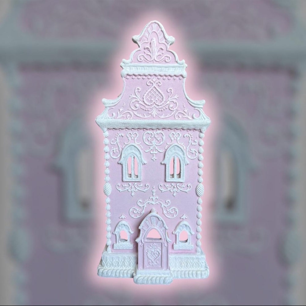 Pastel Pink LED Gingerbread House - Picture 2 of 3